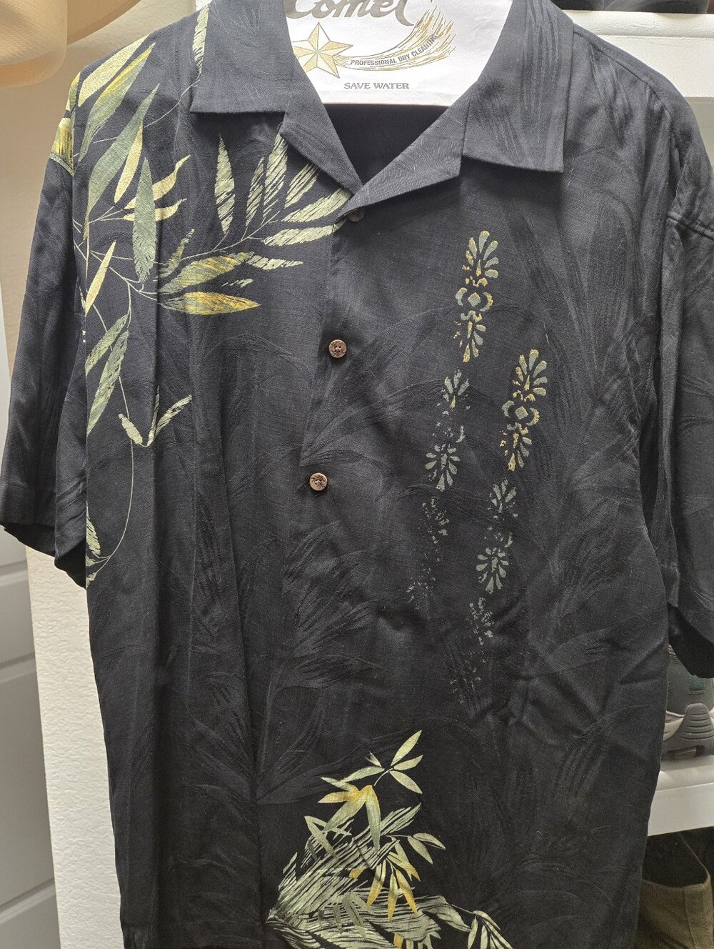 Tommy Bahama Mens